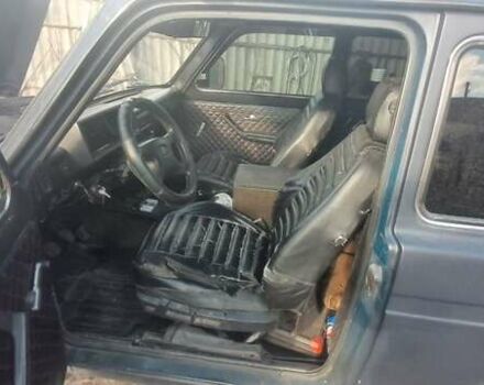 Синий ВАЗ 21213 Niva, объемом двигателя 1.69 л и пробегом 179 тыс. км за 2100 $, фото 5 на Automoto.ua