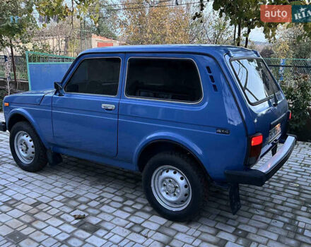 Синий ВАЗ 21213 Niva, объемом двигателя 1.7 л и пробегом 228 тыс. км за 3450 $, фото 3 на Automoto.ua