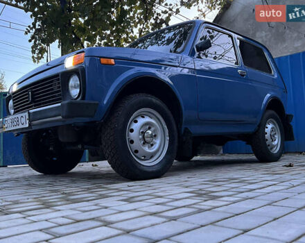 Синий ВАЗ 21213 Niva, объемом двигателя 1.7 л и пробегом 228 тыс. км за 3450 $, фото 4 на Automoto.ua