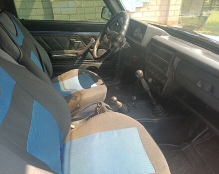 Синий ВАЗ 21213 Niva, объемом двигателя 1.7 л и пробегом 105 тыс. км за 3600 $, фото 5 на Automoto.ua