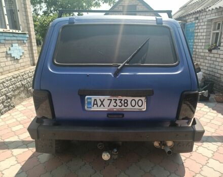 Синий ВАЗ 21213 Niva, объемом двигателя 1.7 л и пробегом 105 тыс. км за 3700 $, фото 3 на Automoto.ua