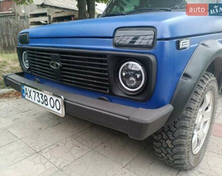 Синий ВАЗ 21213 Niva, объемом двигателя 1.7 л и пробегом 105 тыс. км за 3800 $, фото 5 на Automoto.ua