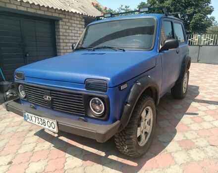 Синий ВАЗ 21213 Niva, объемом двигателя 1.7 л и пробегом 105 тыс. км за 3600 $, фото 2 на Automoto.ua