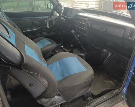 Синий ВАЗ 21213 Niva, объемом двигателя 1.7 л и пробегом 105 тыс. км за 3800 $, фото 2 на Automoto.ua