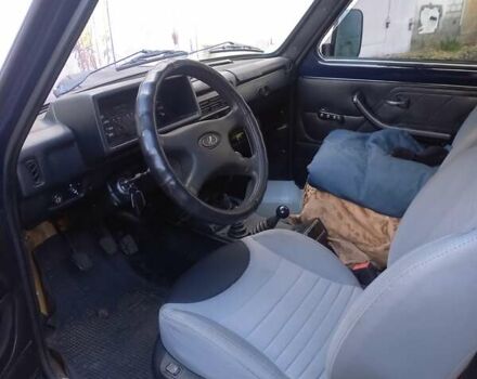 Синий ВАЗ 21213 Niva, объемом двигателя 1.7 л и пробегом 216 тыс. км за 4500 $, фото 1 на Automoto.ua