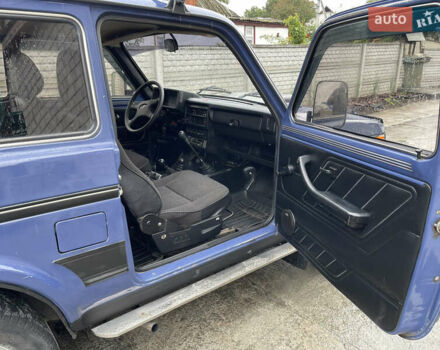 Синий ВАЗ 21213 Niva, объемом двигателя 1.69 л и пробегом 167 тыс. км за 3500 $, фото 4 на Automoto.ua