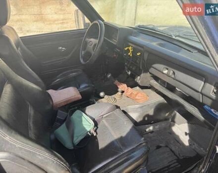 Синий ВАЗ 21213 Niva, объемом двигателя 1.69 л и пробегом 240 тыс. км за 3300 $, фото 9 на Automoto.ua