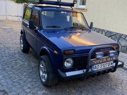 ВАЗ 21213 Niva 1999 у Мукачеве на Automoto.ua Синій ВАЗ 21213 Niva, об'ємом двигуна 1.7 л та пробігом 87 тис. км за 2700 $, фото 1 на Automoto.ua