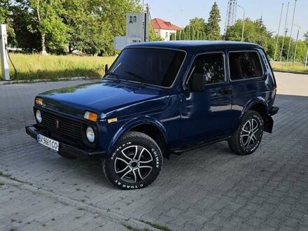 Синий ВАЗ 21213 Niva, объемом двигателя 1.7 л и пробегом 200 тыс. км за 2400 $, фото 1 на Automoto.ua