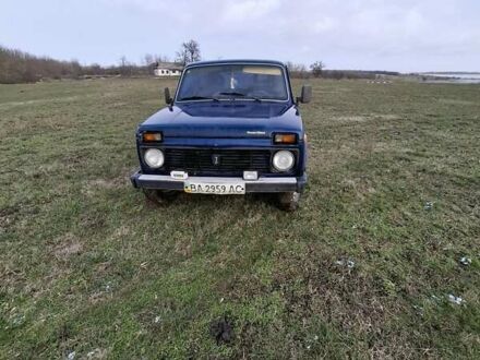 Синий ВАЗ 21213 Niva, объемом двигателя 1.69 л и пробегом 500 тыс. км за 2500 $, фото 1 на Automoto.ua