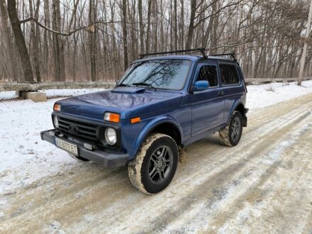 Синий ВАЗ 21213 Niva, объемом двигателя 1.7 л и пробегом 222 тыс. км за 4100 $, фото 1 на Automoto.ua