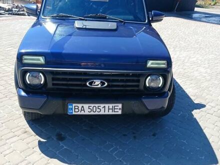 ВАЗ 21213 Niva 2004 в Бобринце на Automoto.ua Синий ВАЗ 21213 Niva, объемом двигателя 1.7 л и пробегом 117 тыс. км за 3500 $, фото 1 на Automoto.ua