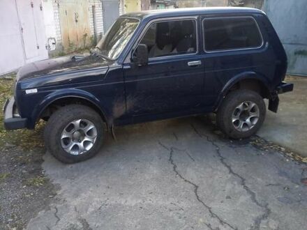 Синий ВАЗ 21213 Niva, объемом двигателя 1.7 л и пробегом 216 тыс. км за 4500 $, фото 1 на Automoto.ua