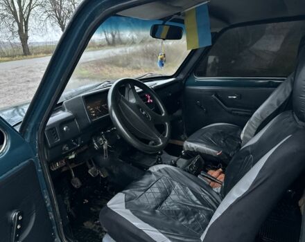 Зелений ВАЗ 21213 Niva, об'ємом двигуна 1.6 л та пробігом 200 тис. км за 2100 $, фото 7 на Automoto.ua