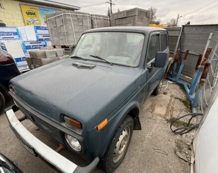 Зеленый ВАЗ 21213 Niva, объемом двигателя 1.7 л и пробегом 150 тыс. км за 1500 $, фото 2 на Automoto.ua