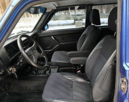 Зеленый ВАЗ 21213 Niva, объемом двигателя 1.9 л и пробегом 333 тыс. км за 3600 $, фото 6 на Automoto.ua