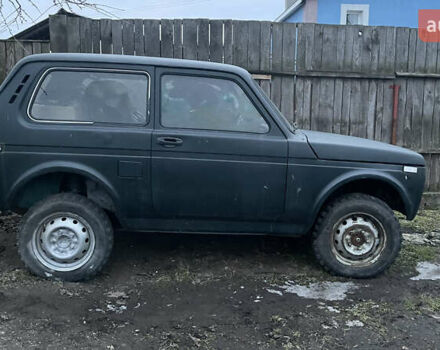 Зеленый ВАЗ 21213 Niva, объемом двигателя 1.6 л и пробегом 600 тыс. км за 2000 $, фото 14 на Automoto.ua