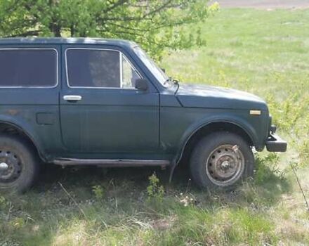 Зеленый ВАЗ 21213 Niva, объемом двигателя 1.69 л и пробегом 290 тыс. км за 1650 $, фото 1 на Automoto.ua