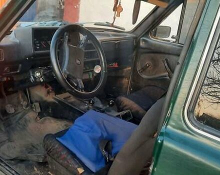Зеленый ВАЗ 21213 Niva, объемом двигателя 1.69 л и пробегом 290 тыс. км за 1650 $, фото 4 на Automoto.ua