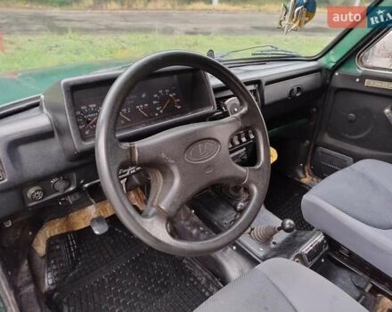 Зелений ВАЗ 21213 Niva, об'ємом двигуна 1.69 л та пробігом 100 тис. км за 1100 $, фото 7 на Automoto.ua