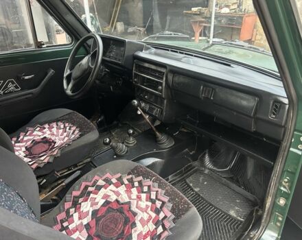 Зеленый ВАЗ 21213 Niva, объемом двигателя 1.6 л и пробегом 180 тыс. км за 1900 $, фото 5 на Automoto.ua