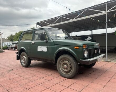Зеленый ВАЗ 21213 Niva, объемом двигателя 1.6 л и пробегом 180 тыс. км за 1900 $, фото 1 на Automoto.ua