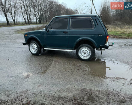 Зелений ВАЗ 21213 Niva, об'ємом двигуна 1.6 л та пробігом 200 тис. км за 2100 $, фото 5 на Automoto.ua