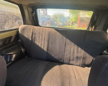 Зеленый ВАЗ 21213 Niva, объемом двигателя 1.7 л и пробегом 200 тыс. км за 3400 $, фото 7 на Automoto.ua