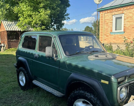 Зеленый ВАЗ 21213 Niva, объемом двигателя 1.7 л и пробегом 200 тыс. км за 3400 $, фото 3 на Automoto.ua