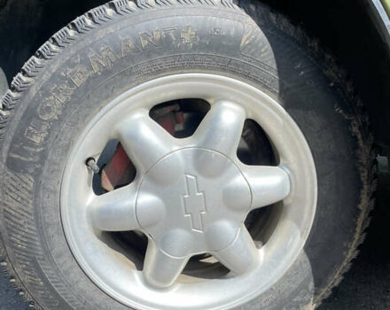 Зеленый ВАЗ 21213 Niva, объемом двигателя 1.7 л и пробегом 157 тыс. км за 2500 $, фото 6 на Automoto.ua