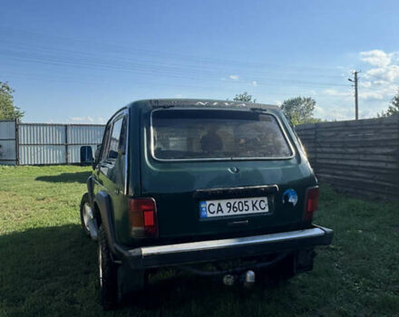 Зеленый ВАЗ 21213 Niva, объемом двигателя 1.7 л и пробегом 200 тыс. км за 3400 $, фото 2 на Automoto.ua