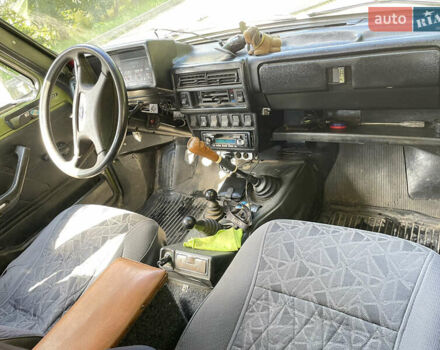 Зеленый ВАЗ 21213 Niva, объемом двигателя 1.7 л и пробегом 157 тыс. км за 2500 $, фото 13 на Automoto.ua