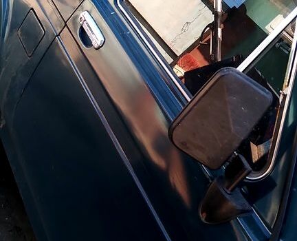 Зеленый ВАЗ 21213 Niva, объемом двигателя 1.6 л и пробегом 190 тыс. км за 2400 $, фото 8 на Automoto.ua