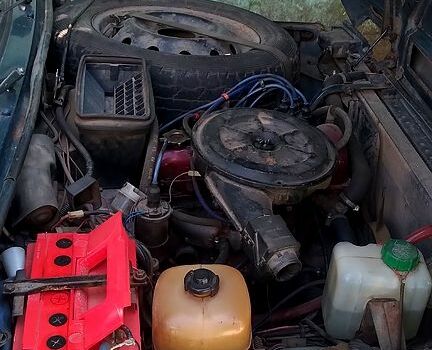 Зеленый ВАЗ 21213 Niva, объемом двигателя 1.6 л и пробегом 190 тыс. км за 2400 $, фото 2 на Automoto.ua