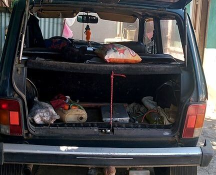 Зеленый ВАЗ 21213 Niva, объемом двигателя 1.6 л и пробегом 190 тыс. км за 2400 $, фото 9 на Automoto.ua