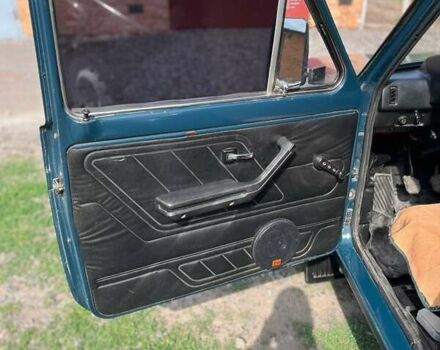 Зеленый ВАЗ 21213 Niva, объемом двигателя 1.7 л и пробегом 149 тыс. км за 3950 $, фото 16 на Automoto.ua
