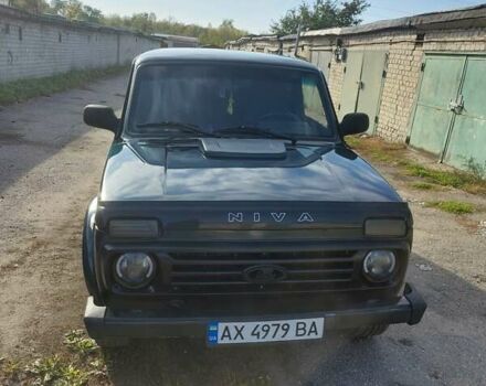 Зеленый ВАЗ 21213 Niva, объемом двигателя 1.69 л и пробегом 108 тыс. км за 2100 $, фото 5 на Automoto.ua