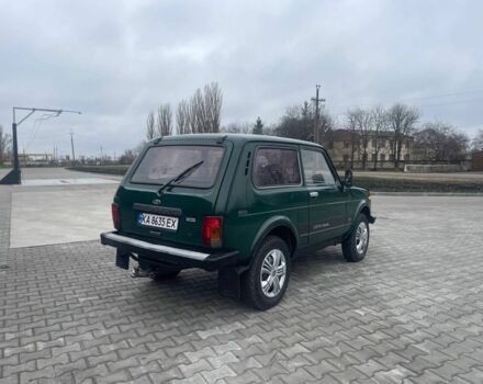 Зеленый ВАЗ 21213 Niva, объемом двигателя 1.7 л и пробегом 170 тыс. км за 2800 $, фото 2 на Automoto.ua