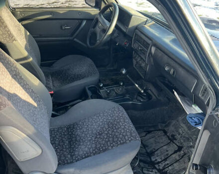 Зеленый ВАЗ 21213 Niva, объемом двигателя 1.7 л и пробегом 337 тыс. км за 3100 $, фото 19 на Automoto.ua