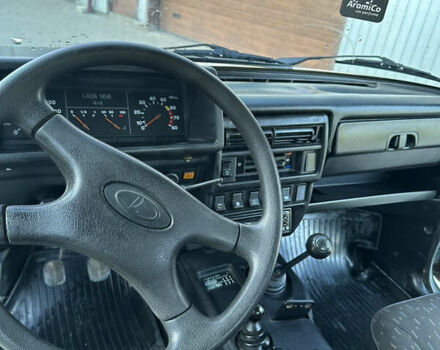 Зелений ВАЗ 21213 Niva, об'ємом двигуна 1.7 л та пробігом 124 тис. км за 3200 $, фото 13 на Automoto.ua
