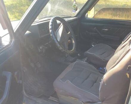Зелений ВАЗ 21213 Niva, об'ємом двигуна 1.69 л та пробігом 123 тис. км за 2500 $, фото 7 на Automoto.ua