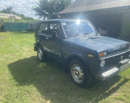 Зеленый ВАЗ 21213 Niva, объемом двигателя 1.7 л и пробегом 1000 тыс. км за 2400 $, фото 4 на Automoto.ua