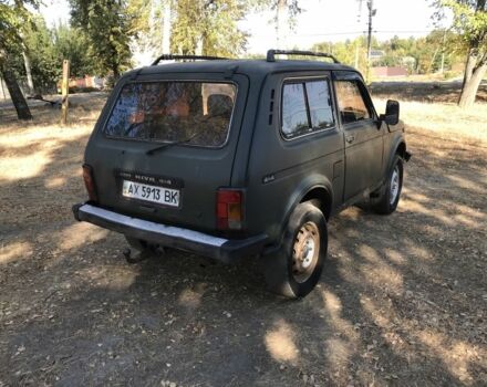 Зеленый ВАЗ 21213 Niva, объемом двигателя 1.7 л и пробегом 180 тыс. км за 1200 $, фото 5 на Automoto.ua