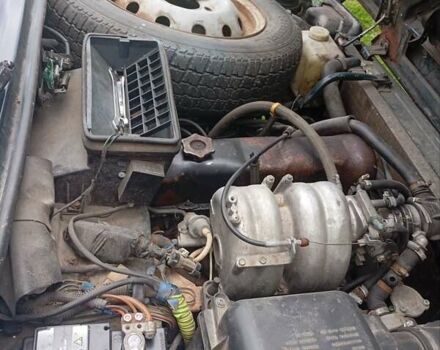 Зелений ВАЗ 21213 Niva, об'ємом двигуна 1.69 л та пробігом 121 тис. км за 2600 $, фото 1 на Automoto.ua