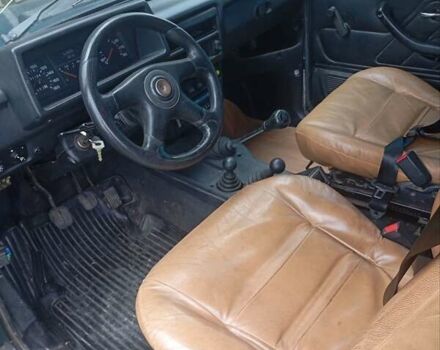 Зелений ВАЗ 21213 Niva, об'ємом двигуна 1.69 л та пробігом 121 тис. км за 2600 $, фото 4 на Automoto.ua