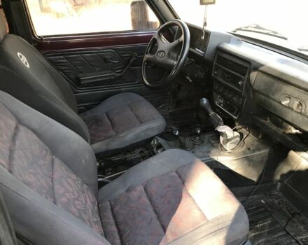 Зеленый ВАЗ 21213 Niva, объемом двигателя 1.7 л и пробегом 180 тыс. км за 1200 $, фото 8 на Automoto.ua