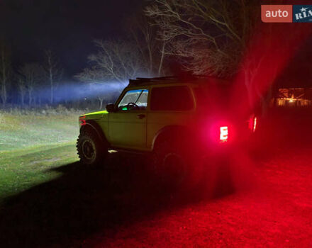 Зелений ВАЗ 21213 Niva, об'ємом двигуна 1.69 л та пробігом 3 тис. км за 5900 $, фото 14 на Automoto.ua