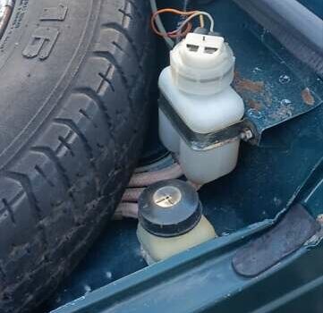 Зеленый ВАЗ 21213 Niva, объемом двигателя 1.7 л и пробегом 150 тыс. км за 2900 $, фото 24 на Automoto.ua