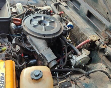 Зелений ВАЗ 21213 Niva, об'ємом двигуна 1.7 л та пробігом 10 тис. км за 2147 $, фото 6 на Automoto.ua