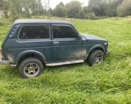 Зеленый ВАЗ 21213 Niva, объемом двигателя 1.7 л и пробегом 243 тыс. км за 2650 $, фото 6 на Automoto.ua